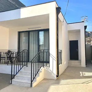 Cozy House Тбилиси