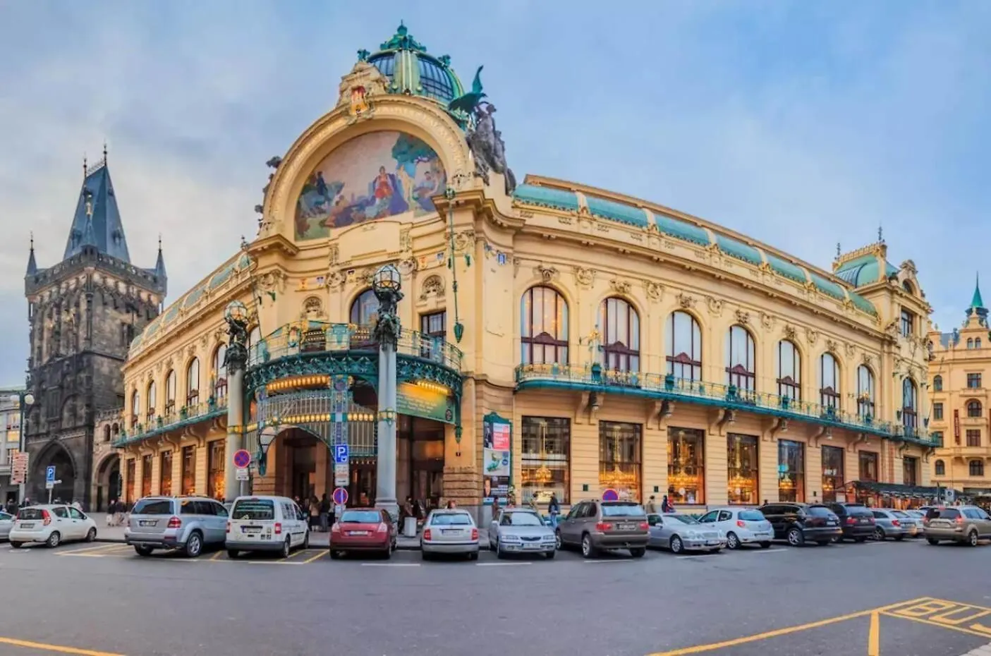 Spacious Apartments Near Karlin Square Prag 0*,